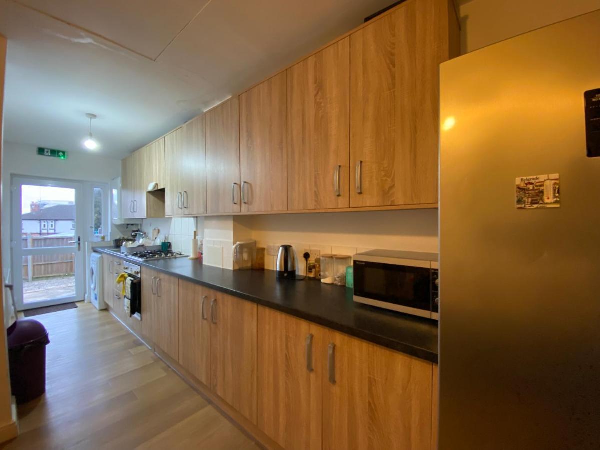 Nice Living Serviced Accommodations 4 كوفنتري المظهر الخارجي الصورة